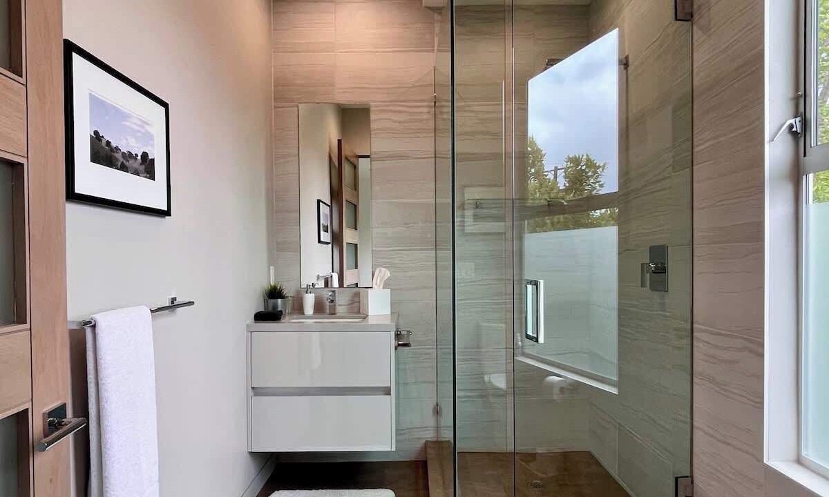 Photo of Bathroom in Melrose