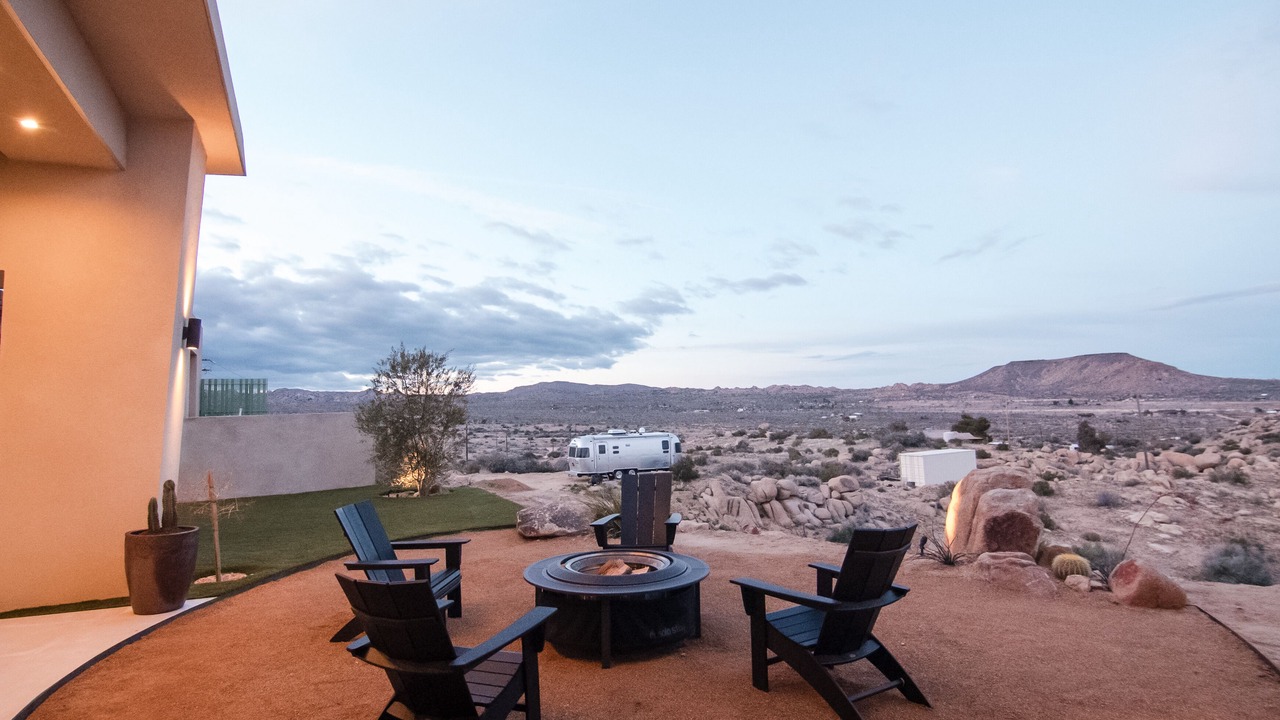 Photo of Patio Balcony in Pioneertown