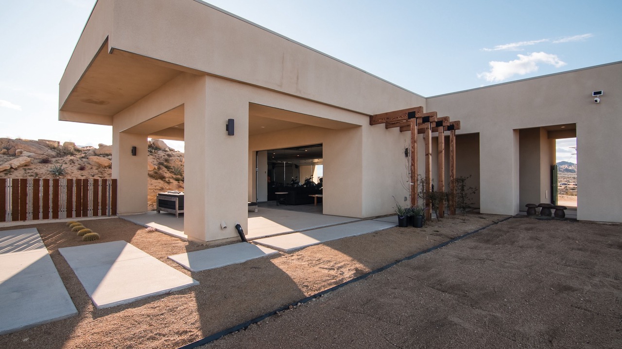 Photo of Patio Balcony in Pioneertown