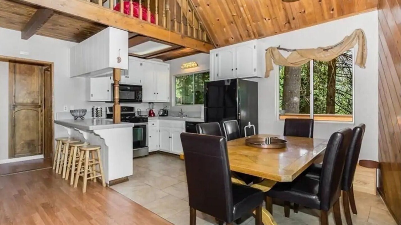Photo of Kitchen in Cedar Glen
