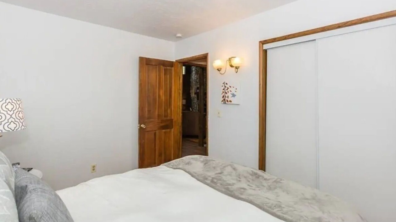 Photo of Bedroom in Cedar Glen