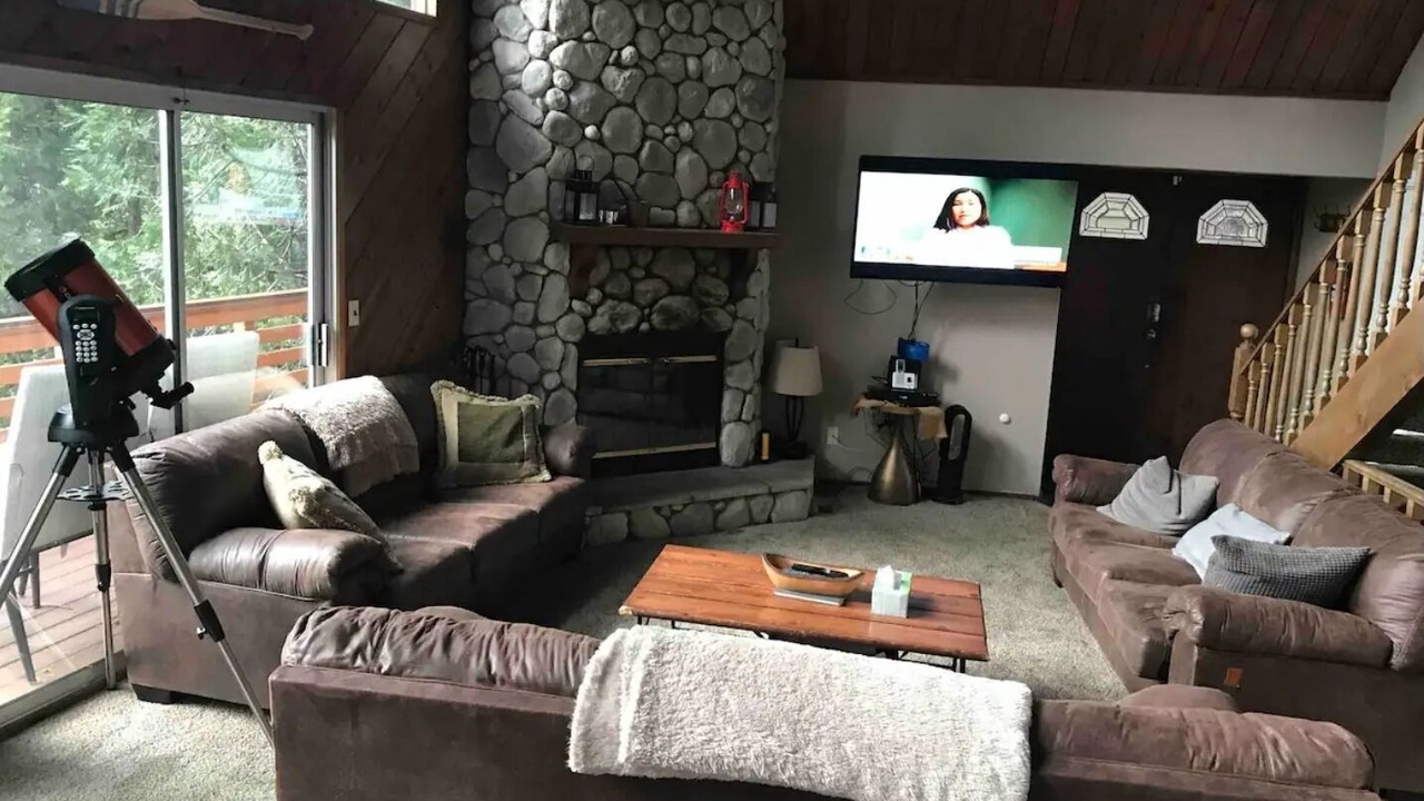 Photo of Livingroom in Cedar Glen