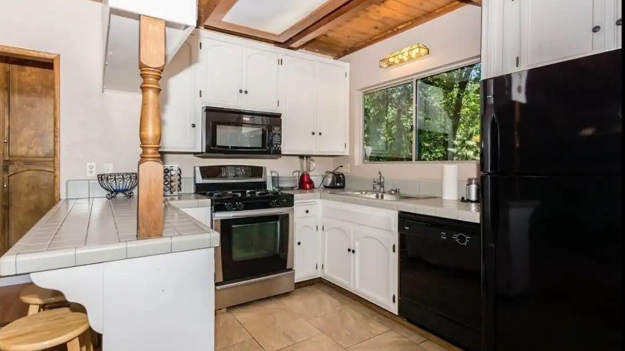 Photo of Kitchen in Cedar Glen