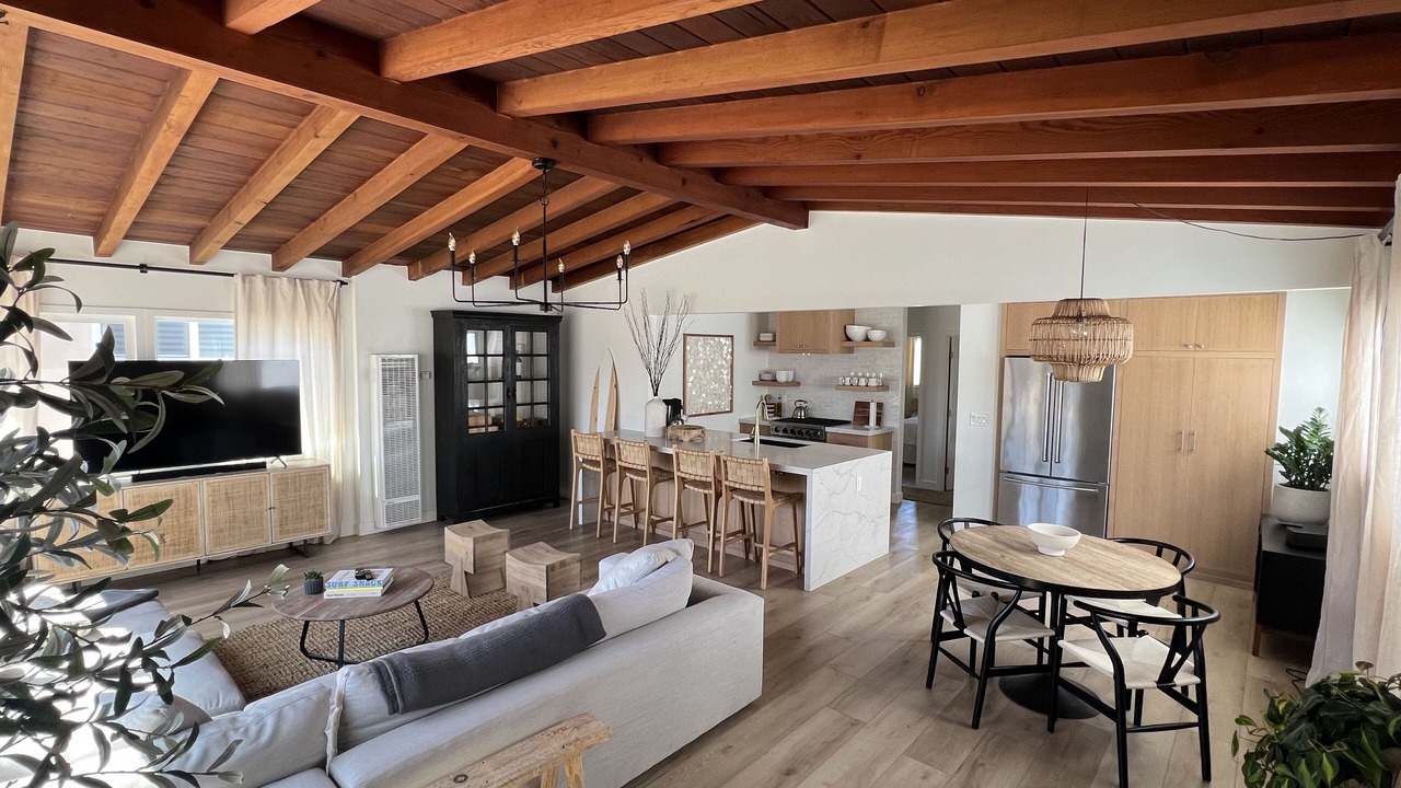 Photo of Livingroom in Peninsula
