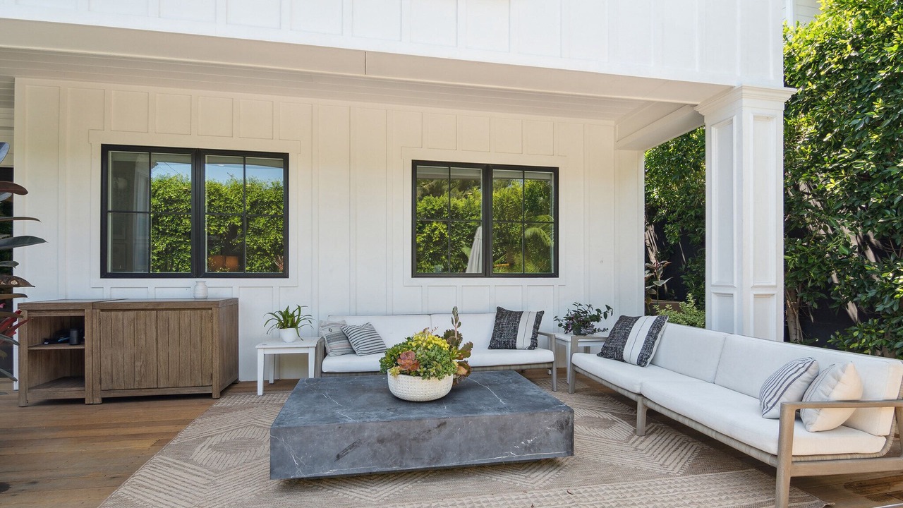 Photo of Patio Balcony in West Hollywood