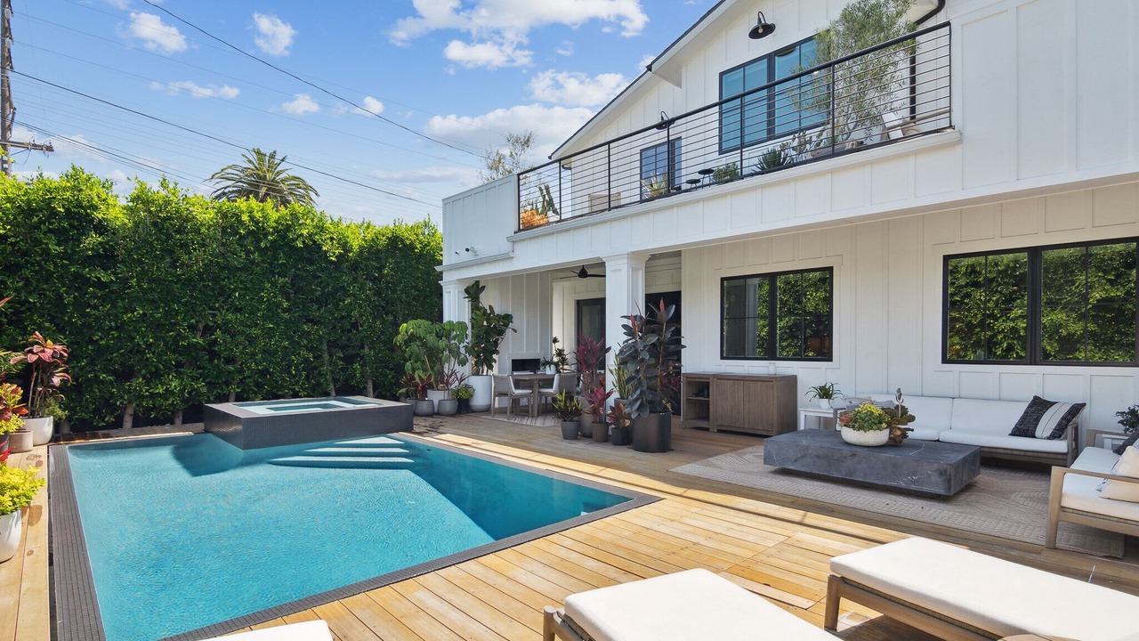Photo of Outdoor in West Hollywood