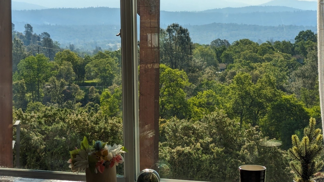 Photo of Others in Mariposa