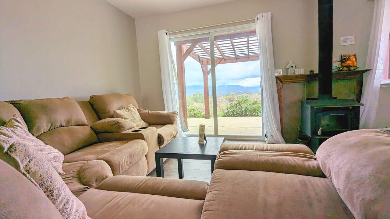 Photo of Livingroom in Mariposa