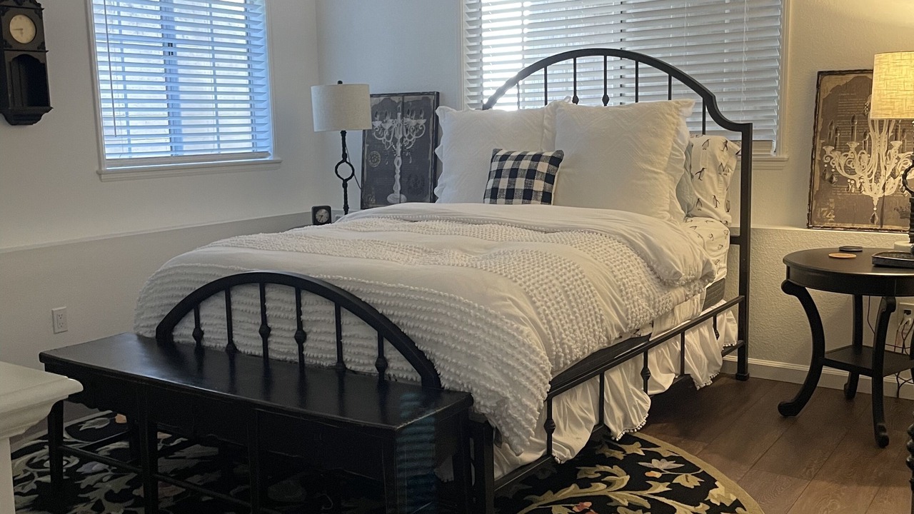 Photo of Bedroom in Cedar Glen
