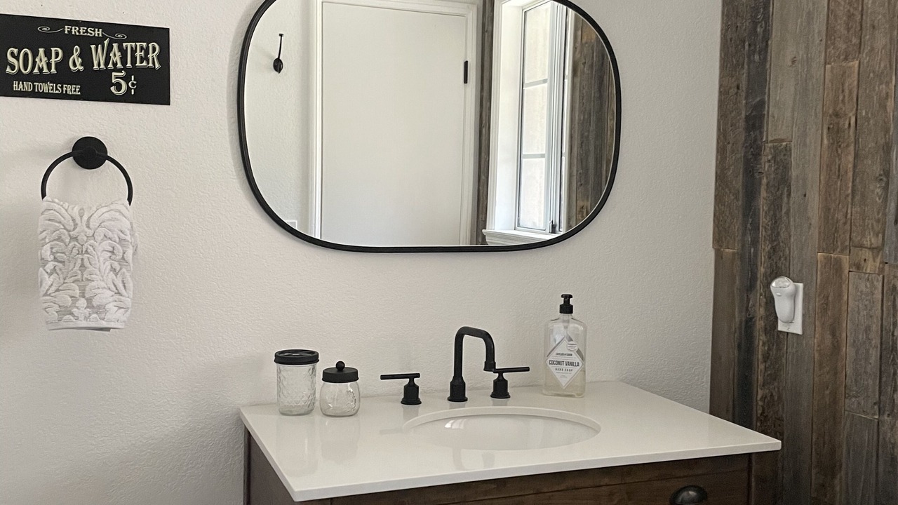 Photo of Bathroom in Cedar Glen