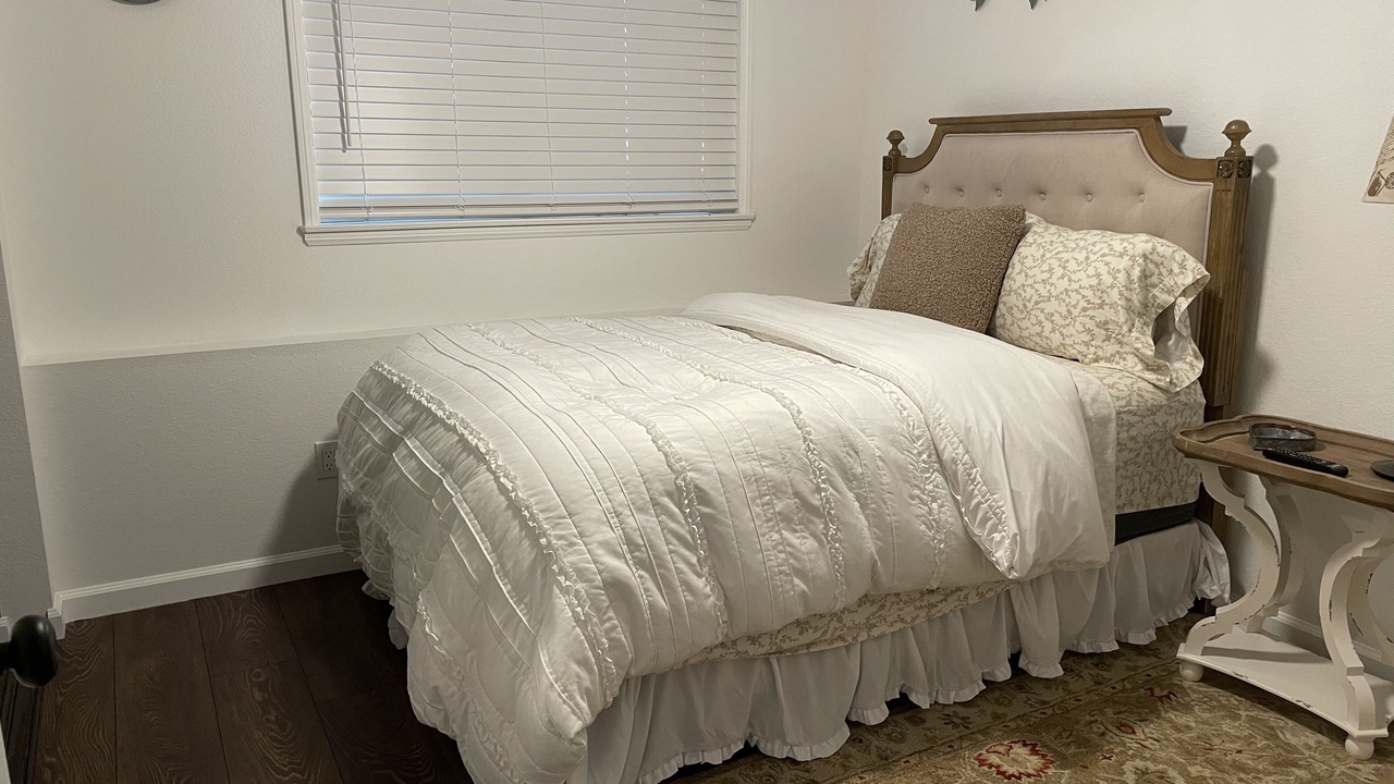 Photo of Bedroom in Cedar Glen