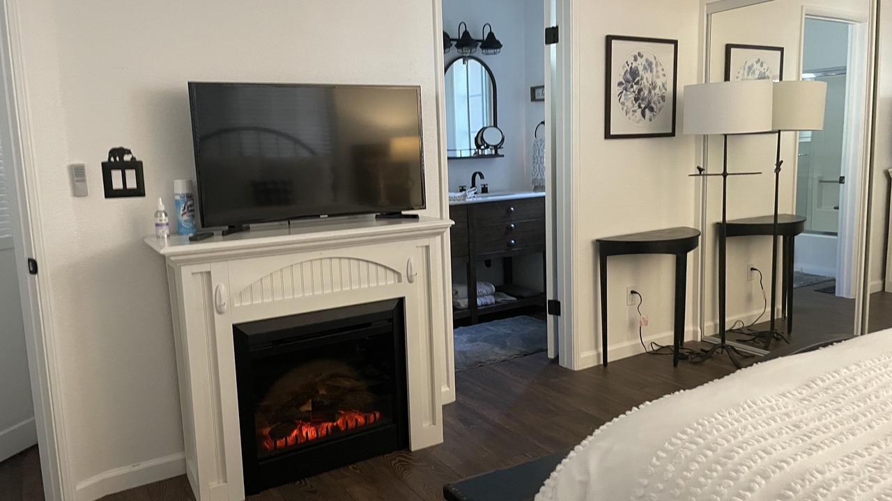 Photo of Bedroom in Cedar Glen