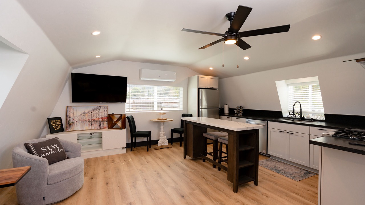 Photo of Kitchen in Rainbow CDP