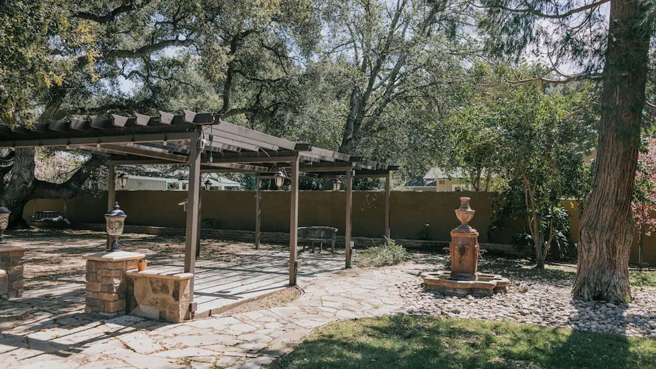 Photo of Outdoor in Newhall