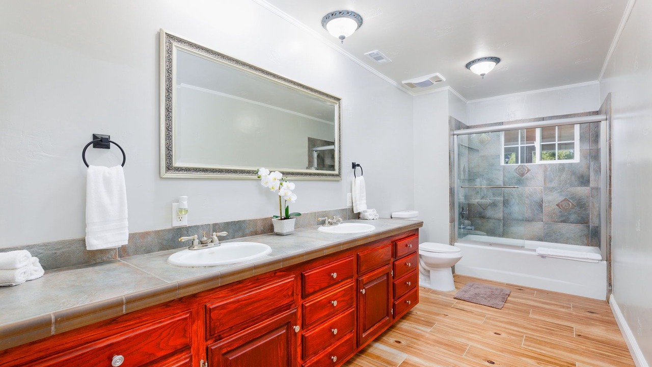 Photo of Bathroom in Murrieta