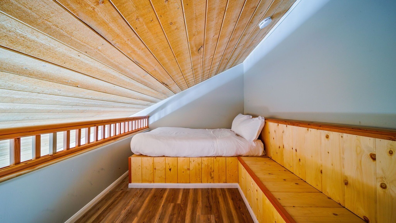 Photo of Bedroom in Murrieta