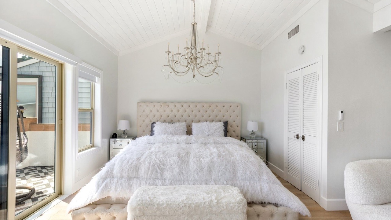 Photo of Bedroom in Oceanside