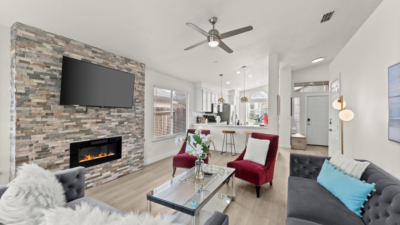 Photo of Livingroom in Elk Grove