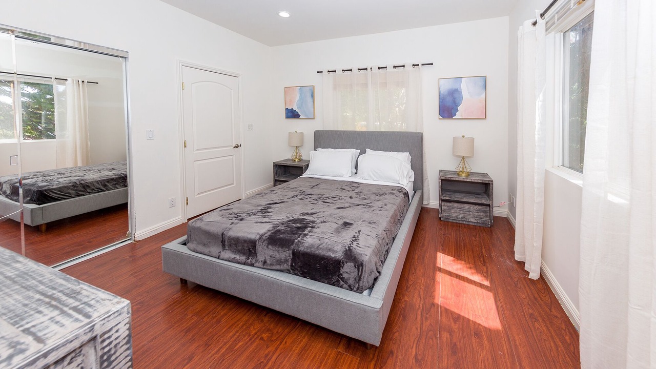 Photo of Bedroom in Carthay Circle