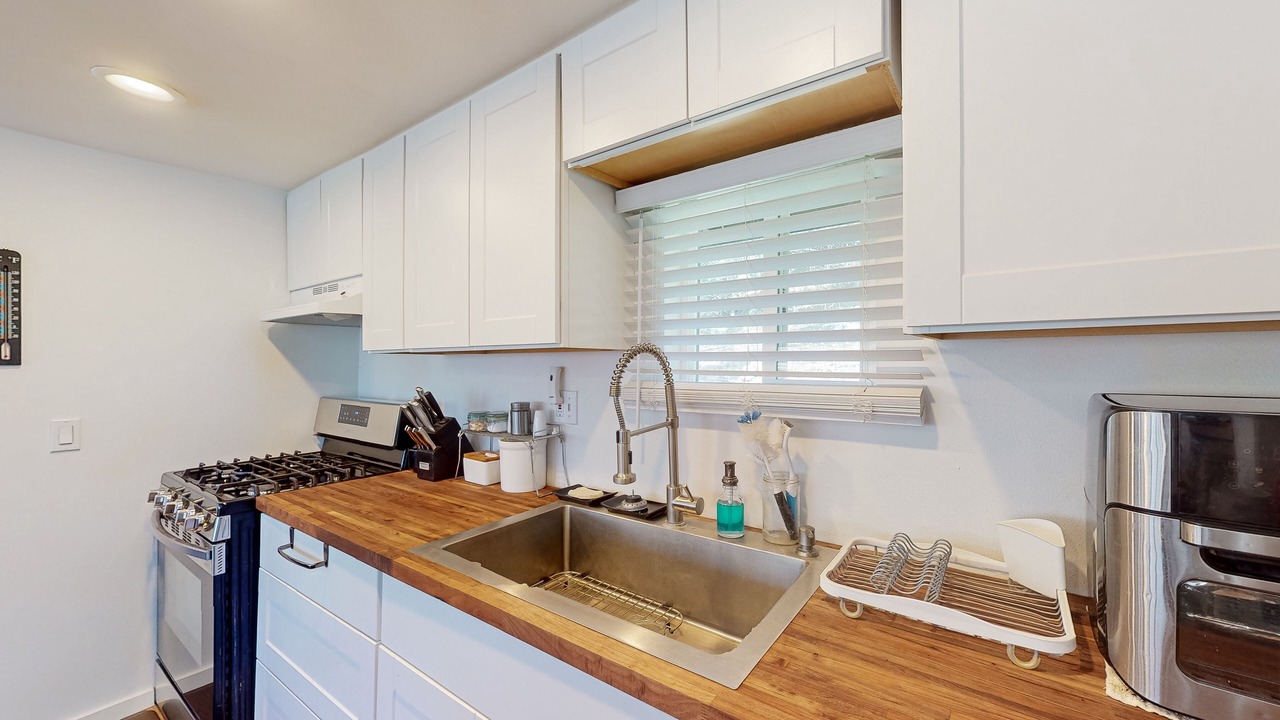 Photo of Kitchen in Frazier Park