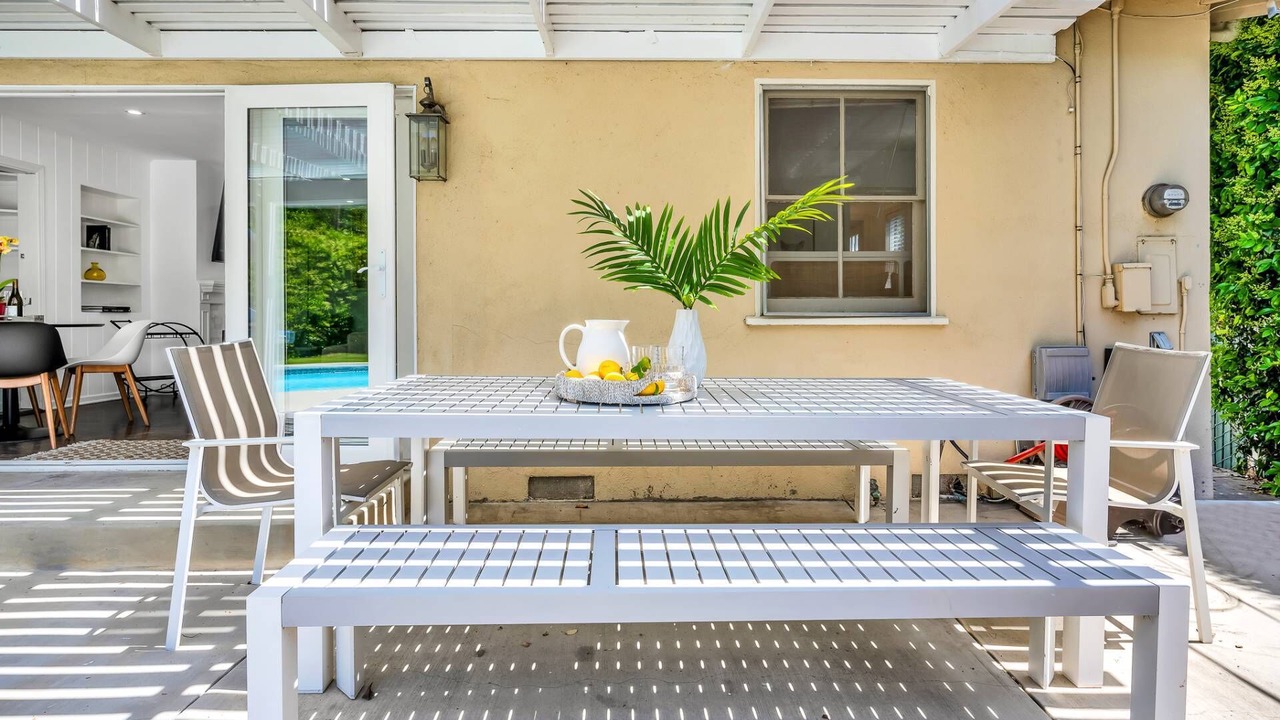 Photo of Outdoor in Van Nuys