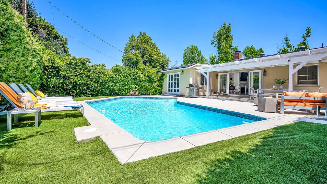 Photo of Outdoor in Van Nuys