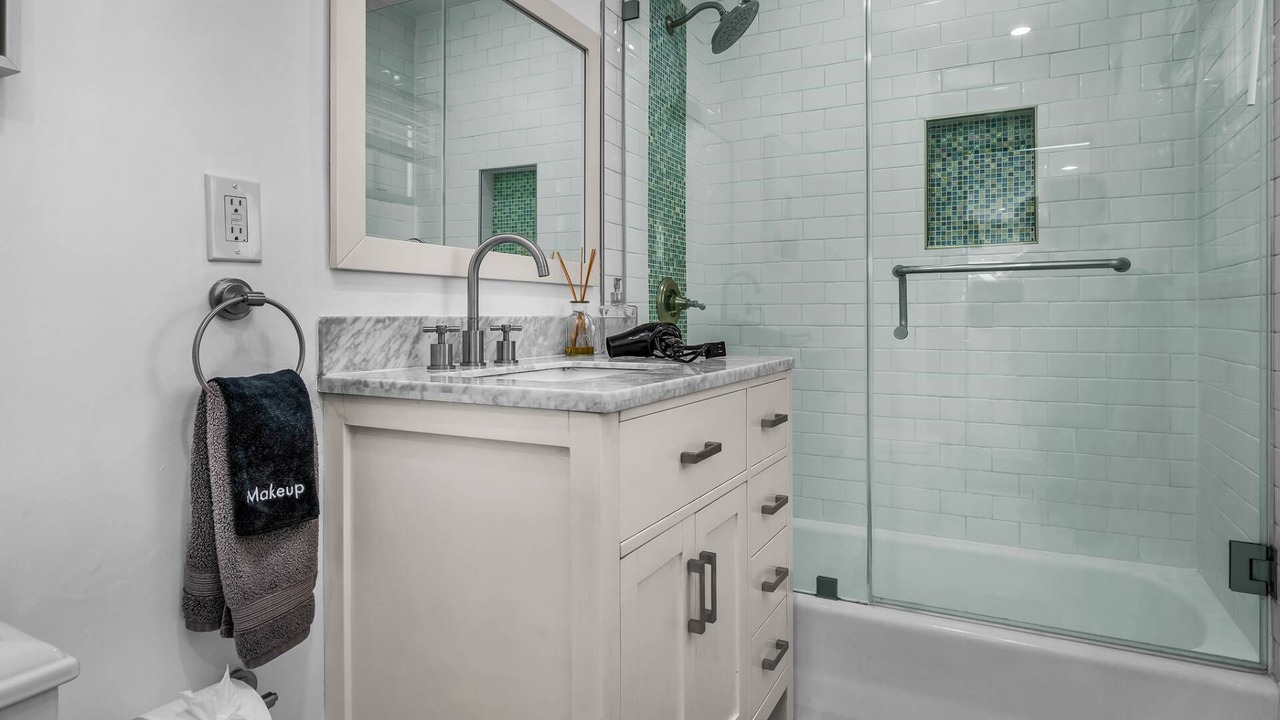 Photo of Bathroom in Van Nuys