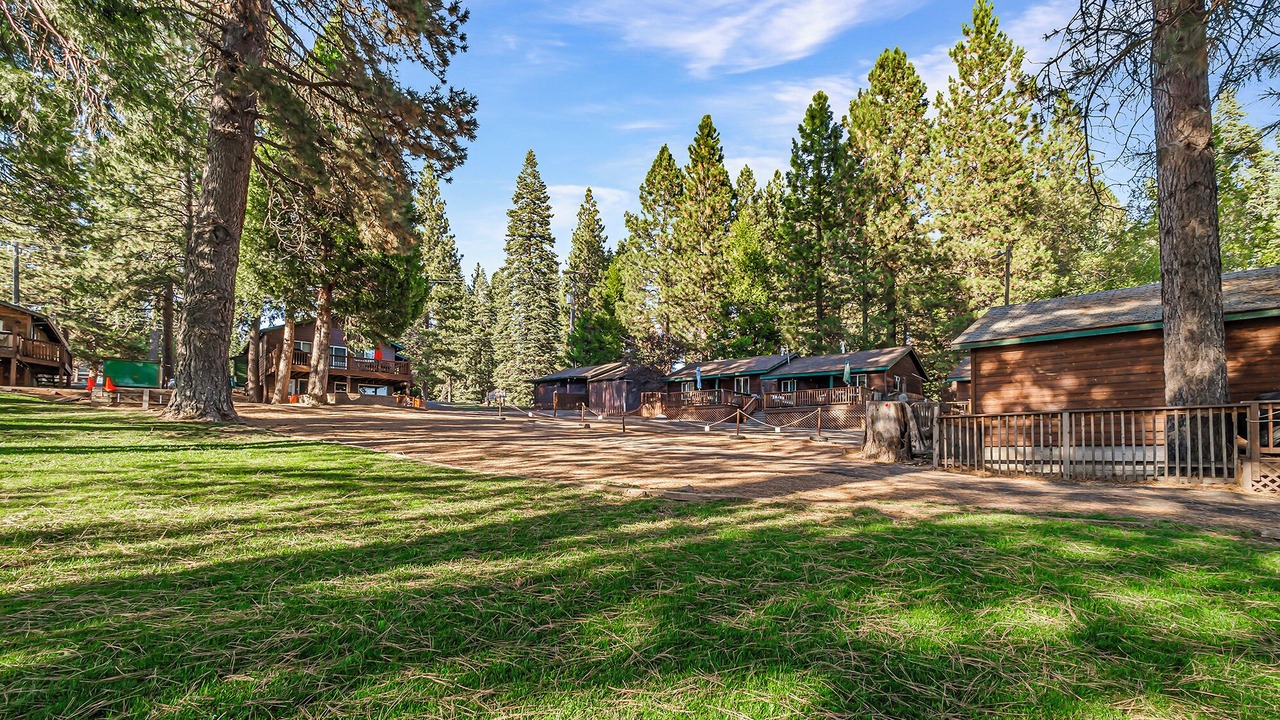 Photo of Outdoor in Peninsula Village