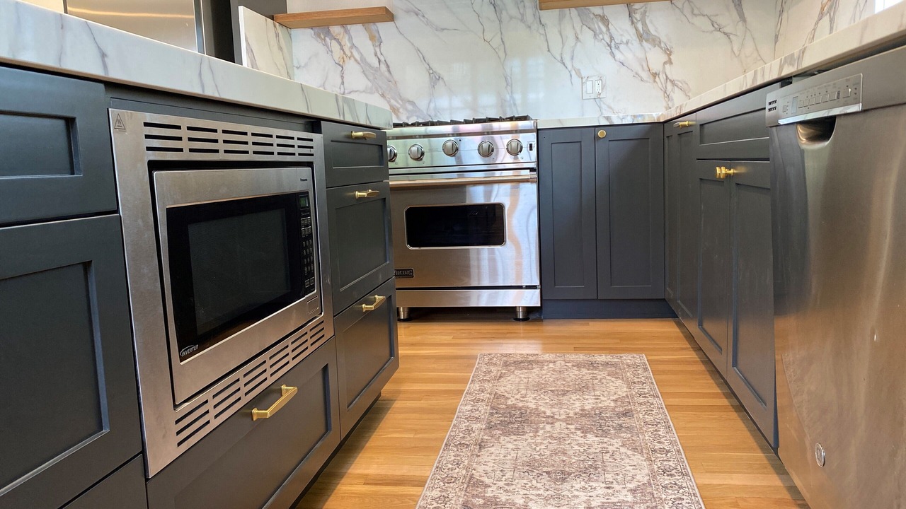 Photo of Kitchen in Woodland Hills