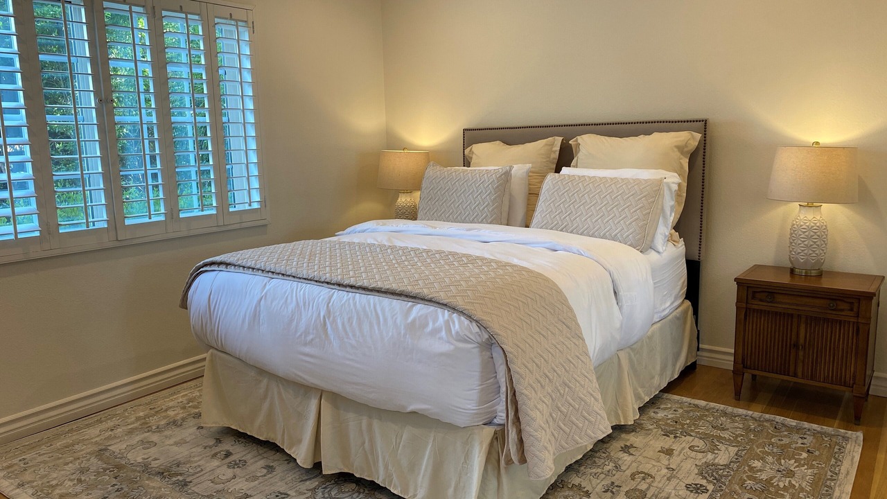 Photo of Bedroom in Woodland Hills