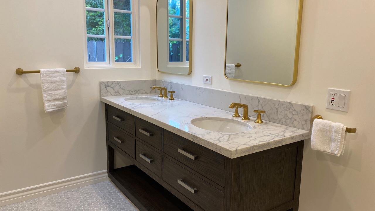 Photo of Bathroom in Woodland Hills