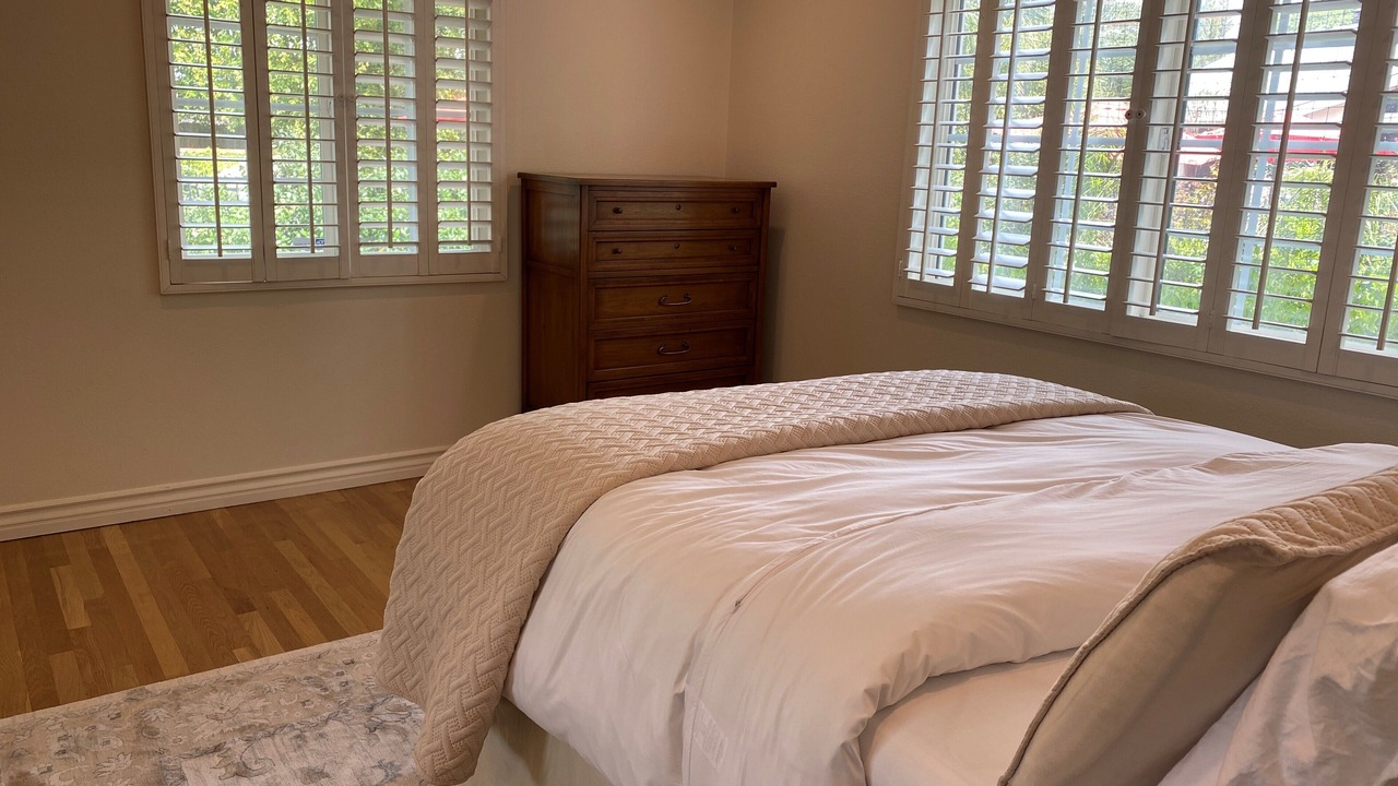 Photo of Bedroom in Woodland Hills