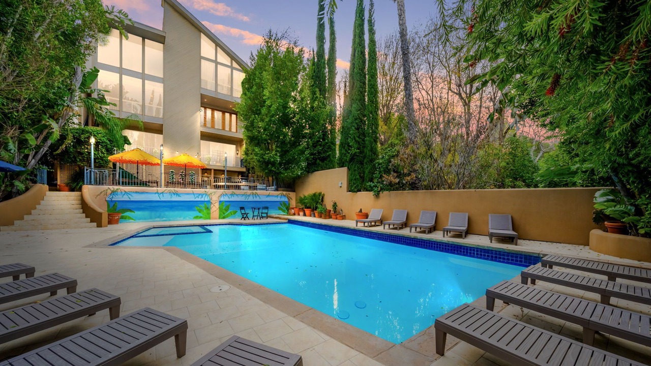 Photo of Outdoor in Sherman Oaks