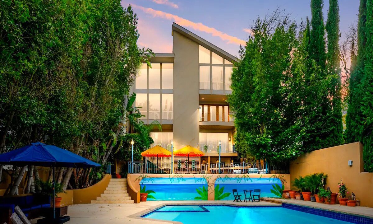 Photo of Outdoor in Sherman Oaks