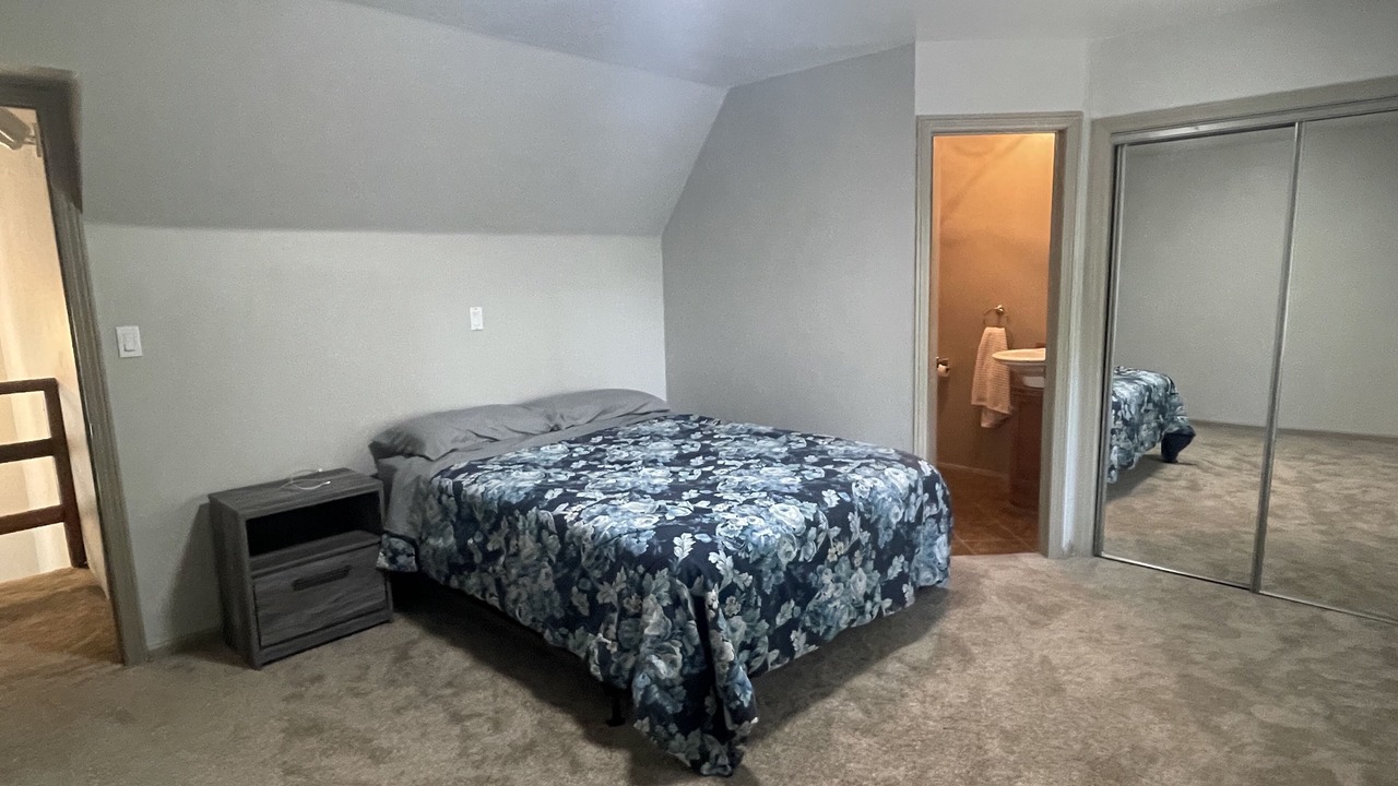 Photo of Bedroom in Alta Sierra
