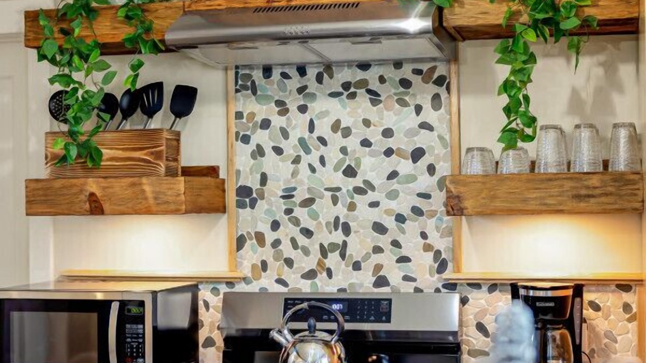 Photo of Kitchen in Altadena