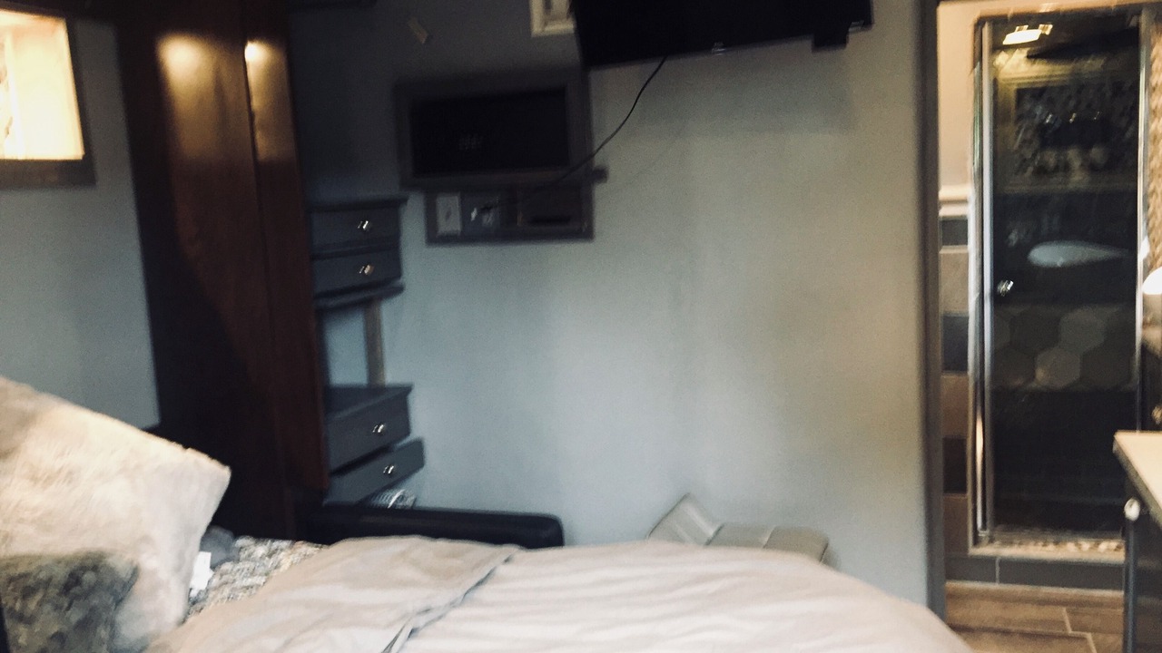 Photo of Bedroom in Hollywood Heights