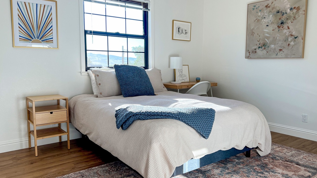 Photo of Bedroom in Penngrove