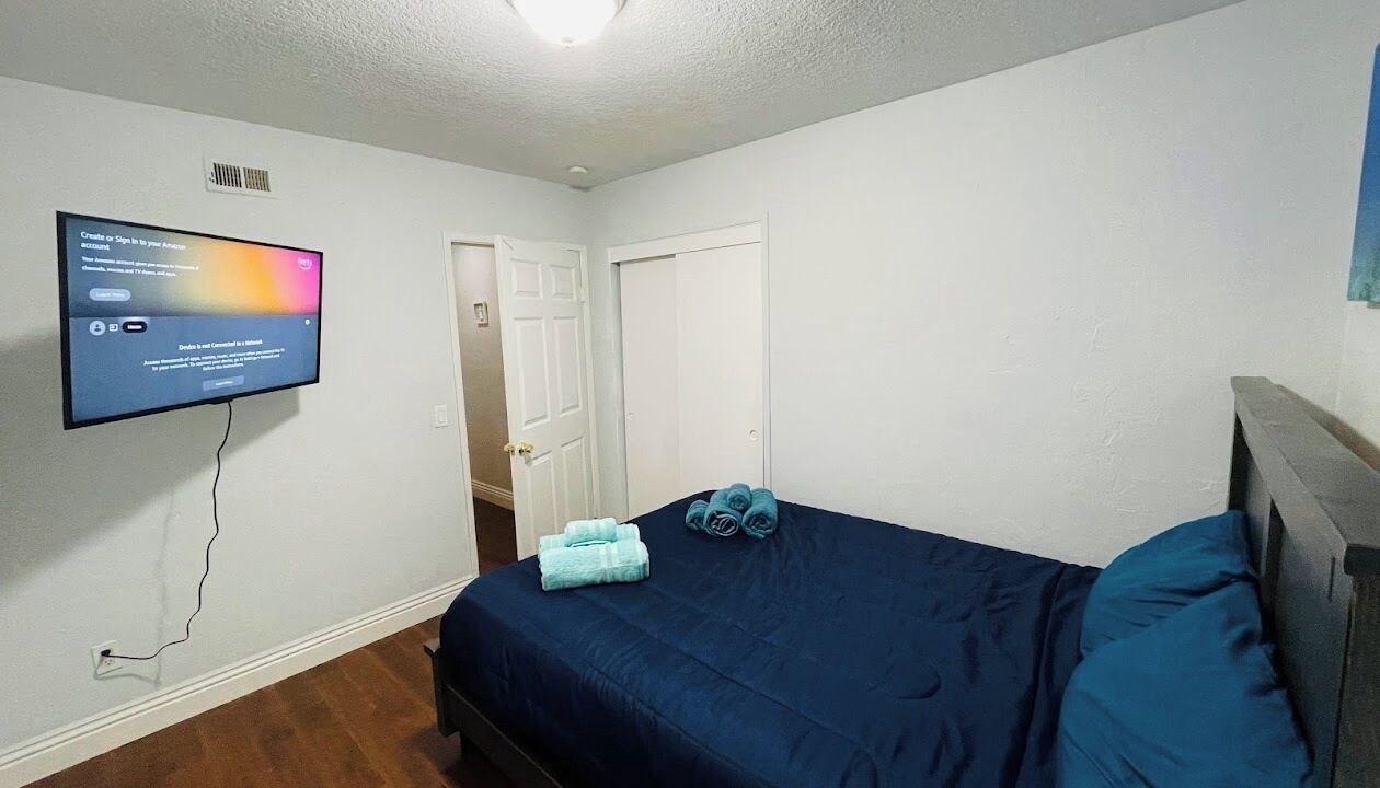 Photo of Bedroom in Rancho Penasquitos