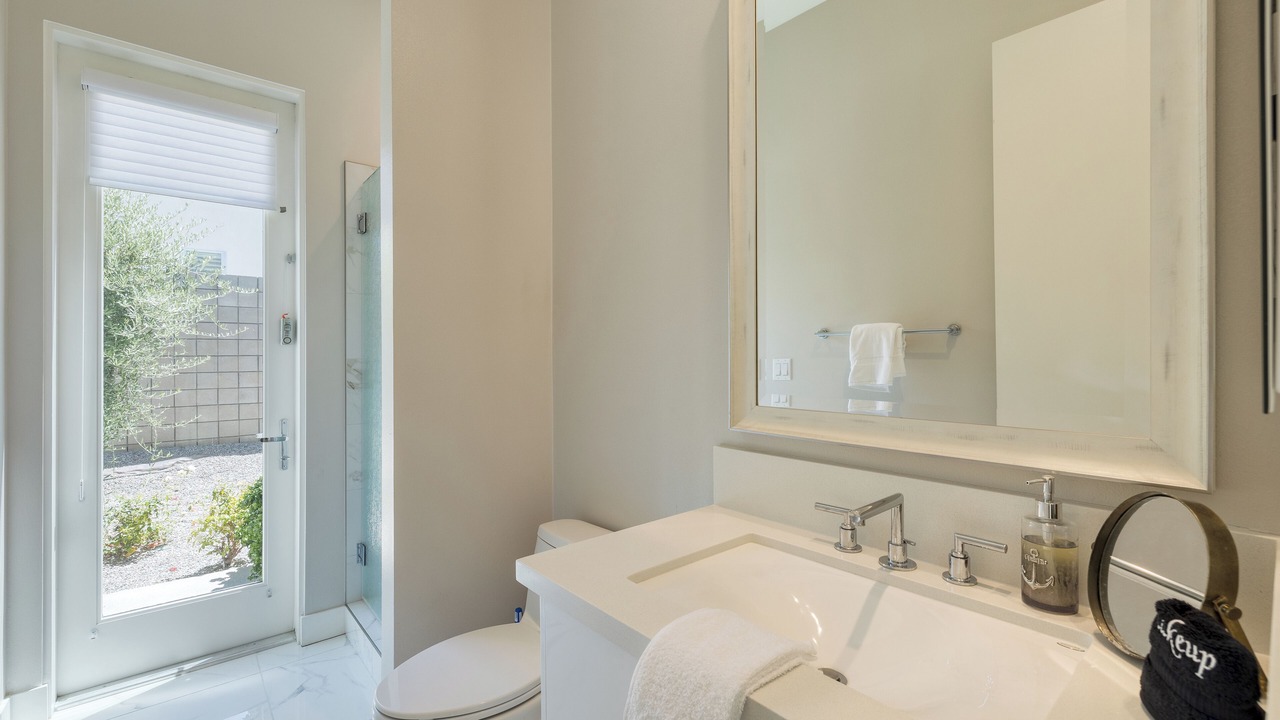 Photo of Bathroom in Historic Tennis Club