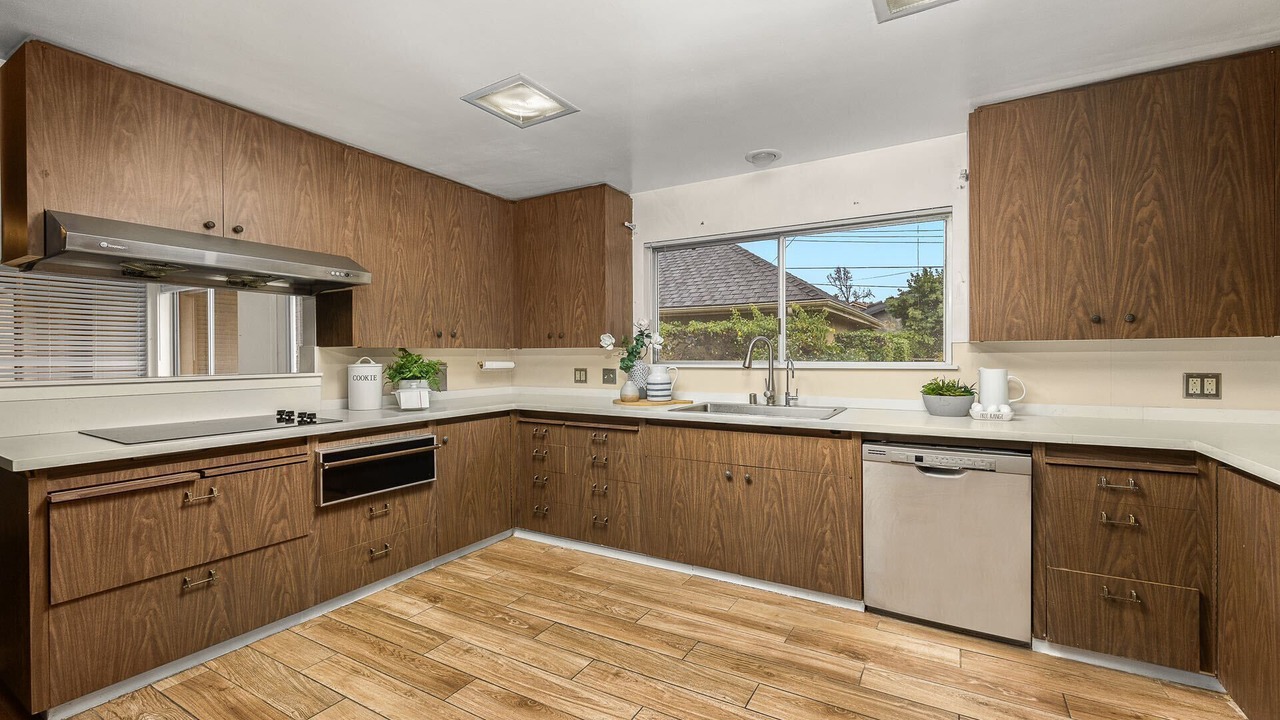 Photo of Kitchen in East Pasadena