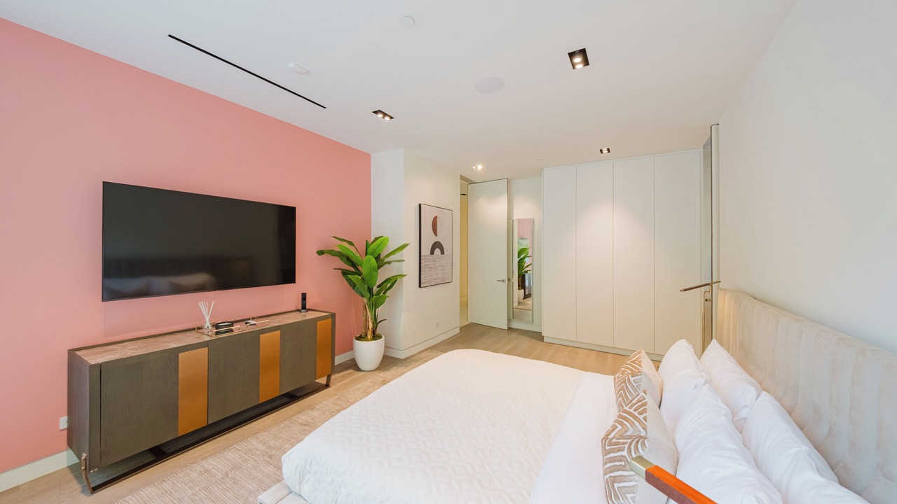 Photo of Bedroom in Trousdale Estates