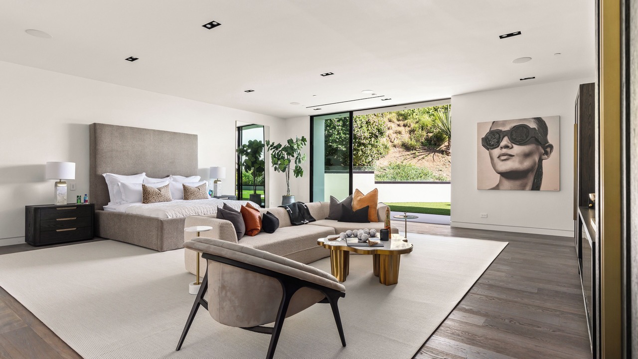 Photo of Bedroom in Trousdale Estates
