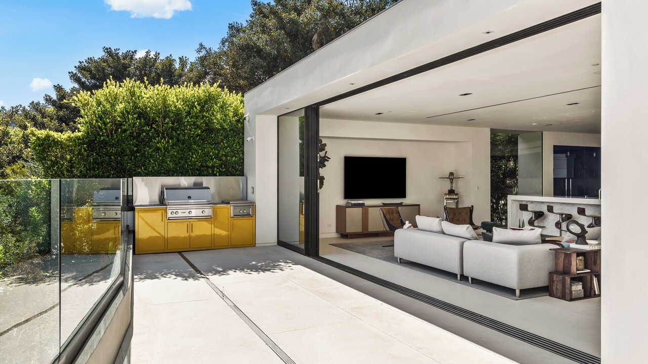 Photo of Patio Balcony in Trousdale Estates