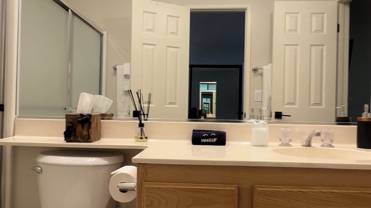 Photo of Bathroom in Arrowhead Villas