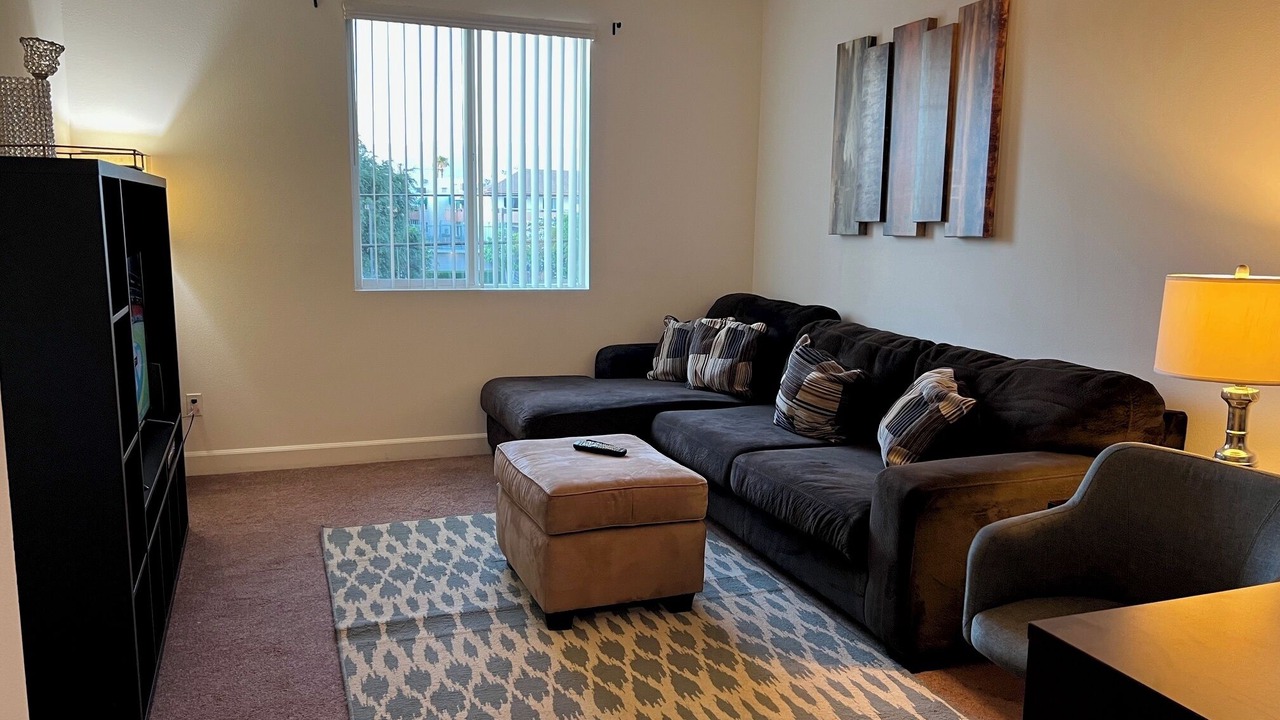 Photo of Livingroom in Panorama City