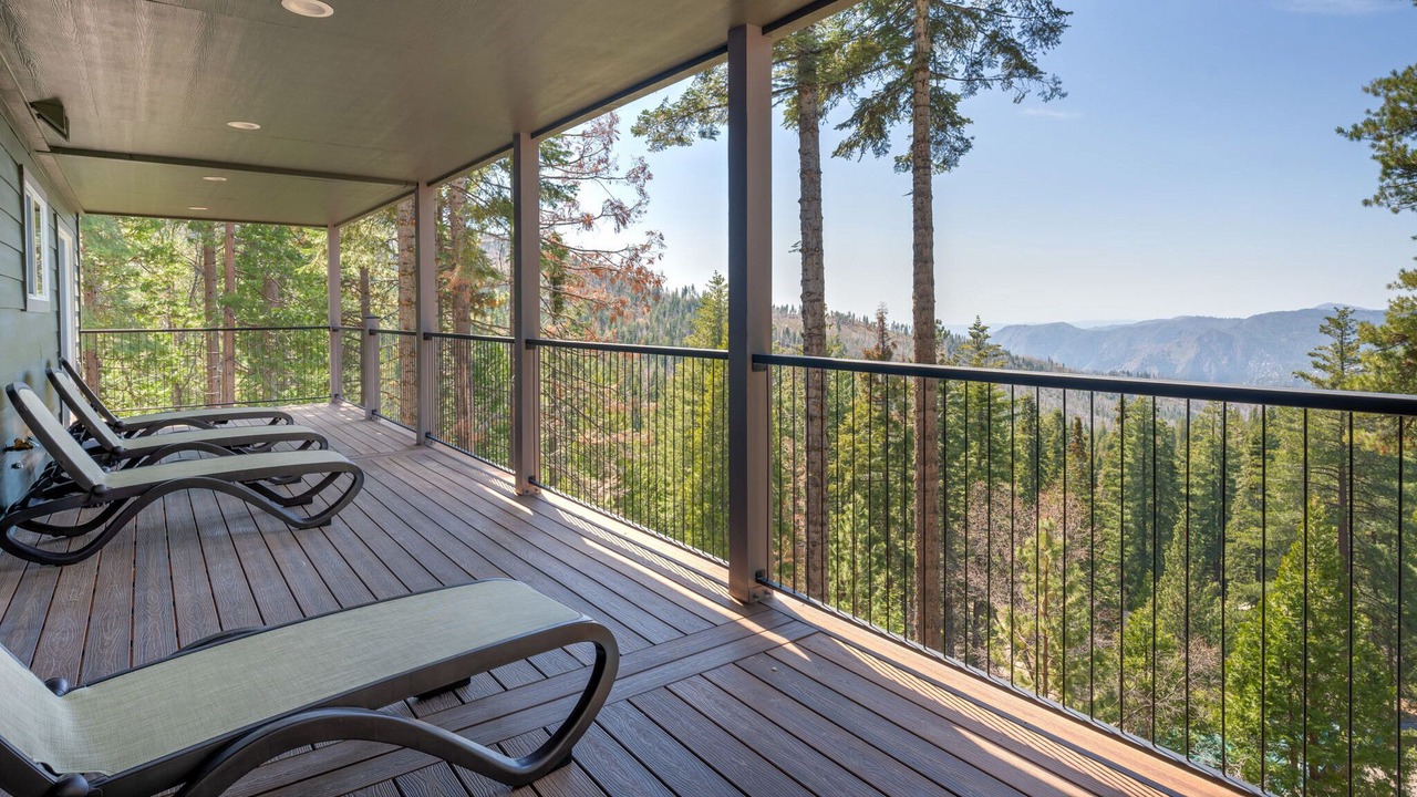 Photo of Outdoor in Yosemite West