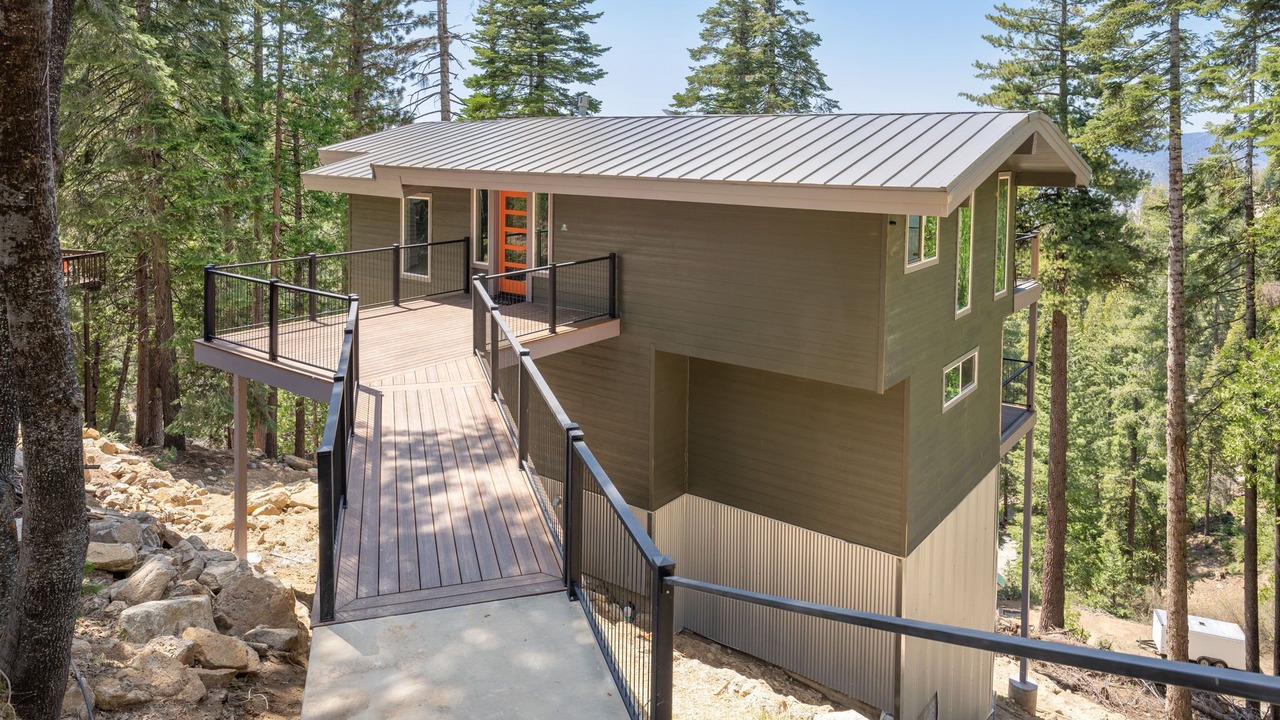 Photo of Outdoor in Yosemite West