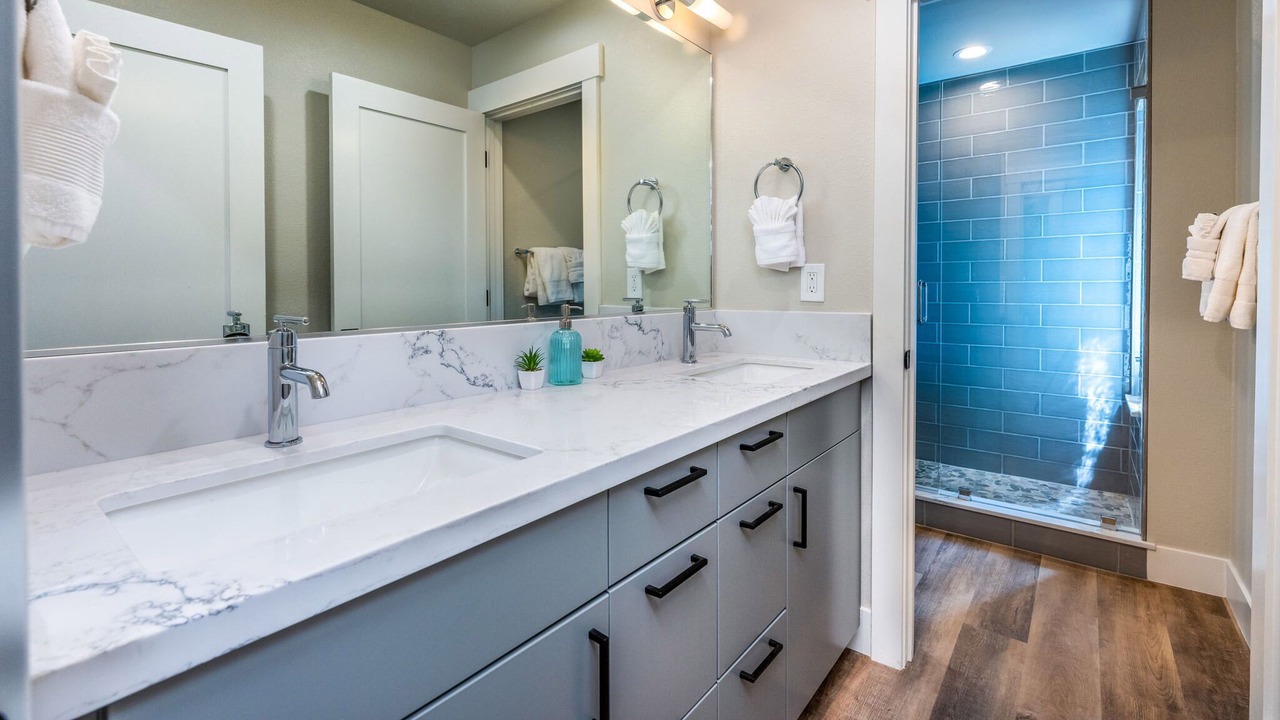 Photo of Bathroom in Yosemite West