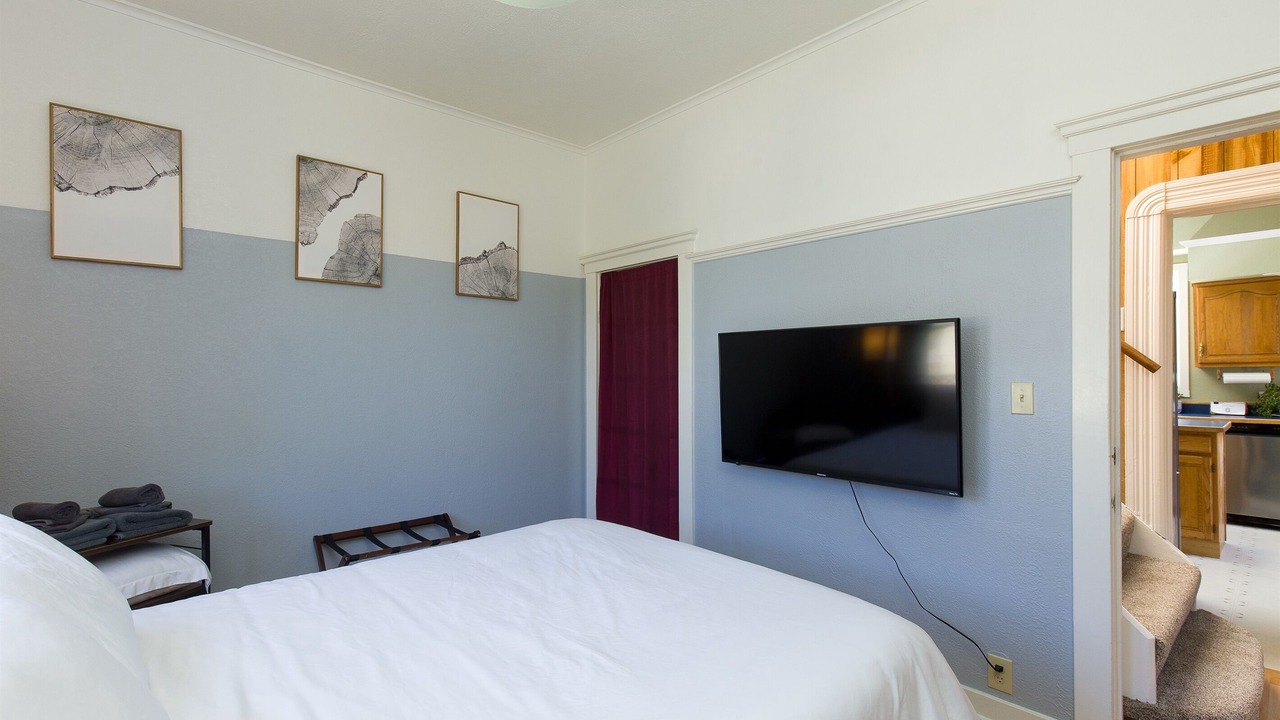 Photo of Bedroom in Eureka